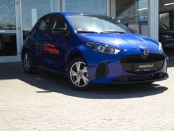 Blau Gebraucht 2025 Mazda 2 Exclusive Limousine | 23.290 € (Teuer)