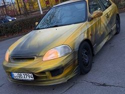 Gelb Gebraucht 1996 Honda Civic Limousine | 4.300 € (Etwas zu teuer)