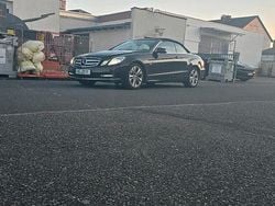 Schwarz Gebraucht 2011 Mercedes E250 Cabrio | 13.490 € (Etwas zu teuer)