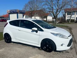 Weiß Gebraucht 2010 Ford Fiesta Sport Kleinwagen | 2.800 € (Guter Preis)