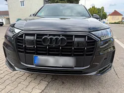 Schwarz Gebraucht 2021 Audi Q7 Ambiente SUV | 55.499 € (Fairer Preis)
