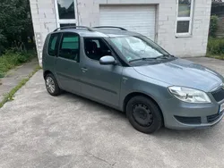 Silber Gebraucht 2012 Skoda Roomster Kombi | 3.000 €