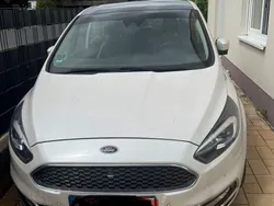 Weiß Gebraucht 2017 Ford S-MAX Vignale Van / Kleinbus | 22.490 € (Fairer Preis)