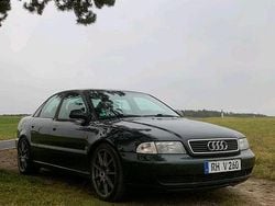 Grün Gebraucht 1996 Audi A4 Limousine | 6.800 €