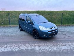 Blau Gebraucht 2010 Citroën Berlingo Exclusive Van / Kleinbus | 3.300 € (Superpreis)