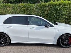 Weiß Gebraucht 2023 Mercedes A45 AMG AMG Limousine | 49.900 € (Guter Preis)