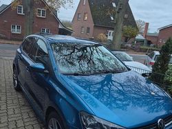 Blau Gebraucht 2015 VW Polo LOUNGE Kleinwagen | 9.500 € (Fairer Preis)