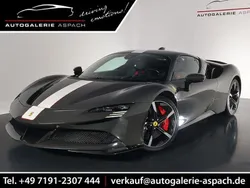Grau Gebraucht 2021 Ferrari SF90 | 439.000 € (Fairer Preis)