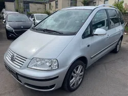 Silber Gebraucht 2007 VW Sharan Trendline Van / Kleinbus | 1.800 € (Guter Preis)