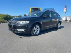 Schwarz Gebraucht 2015 Skoda Octavia Style Kombi | 7.650 € (Guter Preis)