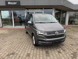 Grau Gebraucht 2020 VW Multivan Highline Van / Kleinbus | 49.990 € (Teuer)