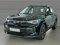 Schwarz Neu 2025 VW Tiguan Life SUV | 40.880 € (Guter Preis)
