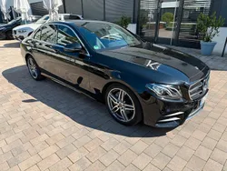 Schwarz Gebraucht 2018 Mercedes E220 AMG Limousine | 33.900 € (Fairer Preis)