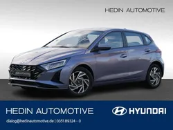 Blau Neu 2025 Hyundai i20 Trend Limousine | 22.990 € (Fairer Preis)