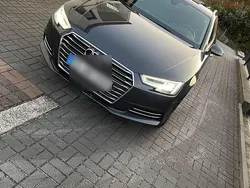 Grau Gebraucht 2016 Audi A4 Comfort Kombi | 16.000 € (Fairer Preis)