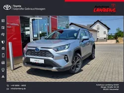 Lichtsilber metallic Gebraucht 2023 Toyota RAV4 Hybrid Team SUV | 39.900 € (Fairer Preis)