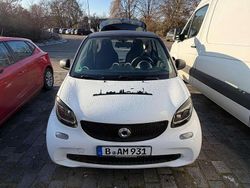 Weiß Gebraucht 2016 Smart ForTwo Coupé Coupé | 6.000 € (Guter Preis)