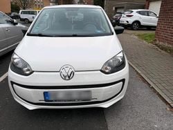 Weiß Gebraucht 2013 VW up! Kleinwagen | 2.900 € (Guter Preis)