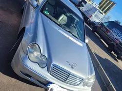 Silber Gebraucht 2002 Mercedes C180 Avantgarde Limousine | 3.600 € (Fairer Preis)