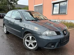 Grau Gebraucht 2007 Seat Ibiza Kleinwagen | 2.490 € (Fairer Preis)