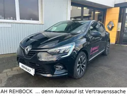 Schwarz Gebraucht 2023 Renault Clio V Zen Kleinwagen | 17.490 € (Fairer Preis)