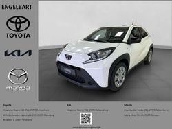 Weiß Gebraucht 2024 Toyota Aygo Business Edition Kleinwagen | 16.490 € (Fairer Preis)