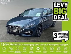 Rot Gebraucht 2021 Hyundai i30 Prime Kombi | 15.888 € (Guter Preis)