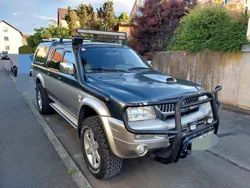 Grau Gebraucht 2004 Mitsubishi L200 Abholung | 8.250 € (Fairer Preis)