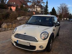 Weiß Gebraucht 2012 Mini ONE Kleinwagen | 4.600 € (Fairer Preis)