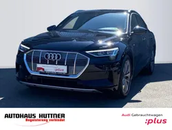 Schwarz Gebraucht 2022 Audi e-tron Sportback Advanced SUV | 44.790 € (Teuer)