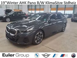 Grau Gebraucht 2024 BMW 540 M Sport Kombi | 63.733 €