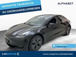 Solid black Gebraucht 2022 Tesla Model 3 Limousine | 25.990 € (Guter Preis)