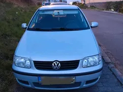 Silber Gebraucht 2000 VW Polo Kleinwagen | 800 € (Fairer Preis)