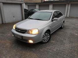 Silber Gebraucht 2006 Chevrolet Lacetti Limousine | 2.300 € (Guter Preis)