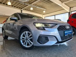 Florettsilber Gebraucht 2022 Audi A3 Sportback e-tron Basis Limousine | 23.190 € (Fairer Preis)