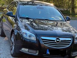Schwarz Gebraucht 2011 Opel Insignia Limousine | 5.500 € (Teuer)