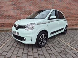 Grün Gebraucht 2019 Renault Twingo LIMITED Kleinwagen | 8.888 € (Guter Preis)