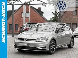 Silber Gebraucht 2019 VW Golf VII IQ Drive Limousine | 16.880 € (Fairer Preis)