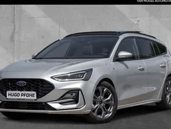 Moondust silver metallic Gebraucht 2024 Ford Focus ST-Line Kombi | 29.150 € (Etwas zu teuer)