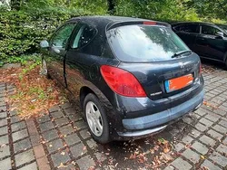 Schwarz Gebraucht 2009 Peugeot 207 Filou Limousine | 5.500 € (Teuer)