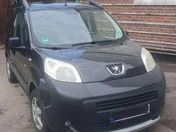 Grau Gebraucht 2010 Peugeot Bipper Outdoor Van / Kleinbus | 4.900 € (Fairer Preis)