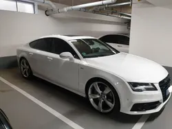 Weiß Gebraucht 2013 Audi A7 Sportback Design Kleinwagen | 21.000 €