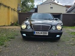Gebraucht 1999 Mercedes E280 Limousine | 8.500 €
