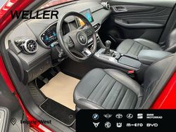 Rot Gebraucht 2023 MG HS Luxury SUV | 22.990 € (Fairer Preis)