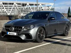 Grau Gebraucht 2018 Mercedes E63S AMG AMG Limousine | 70.000 € (Teuer)