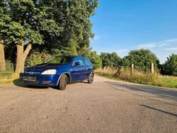 Blau Gebraucht 2004 Opel Corsa Kleinwagen | 900 € (Guter Preis)