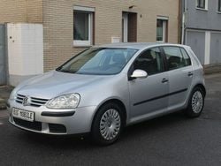 Silber Gebraucht 2005 VW Golf V Trendline Limousine | 2.950 € (Fairer Preis)