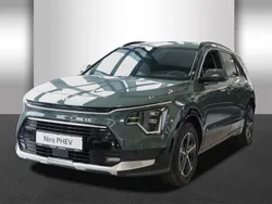 Grün Gebraucht 2025 Kia Niro Spirit SUV | 36.990 € (Guter Preis)