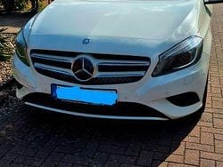 Weiß Gebraucht 2015 Mercedes A180 Limousine | 11.400 € (Guter Preis)
