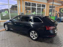 Schwarz Gebraucht 2018 Skoda Superb Ambition Kombi | 17.590 € (Fairer Preis)